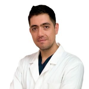 Dr. Sebastián Tapia, Clínica Blend